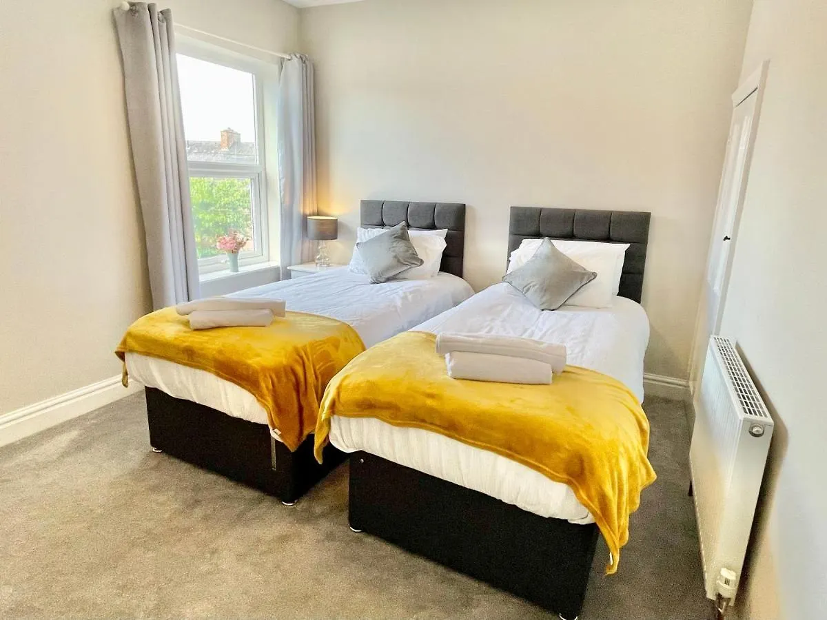 Nyaraló The Balmoral Close To The Racecourse York